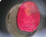 A picture of step 5 of Beetroot Pancakes.