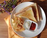 Foto langkah ke 6 dari resep Kentang Goreng & Roti Panggang.