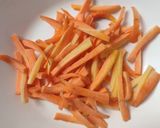 Foto langkah ke 1 dari resep Tumis sayur buncis wortel toge.