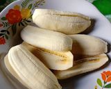Foto langkah ke 1 dari resep Bolen Pisang Coklat Tanpa Pastry.