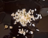 Foto del paso 2 de la receta: Hongos cremini salteados