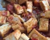 Hình bước làm 4 của món Đậu hũ chiên sốt cà chua chay
