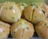 Foto langkah ke 10 dari resep Korean Garlic Cheese Bread.
