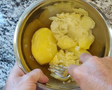 Foto del paso 2 de la receta: Croquetas de patata y jamón serrano en Airfryer