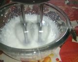 A picture of step 1 of Homemade Fresh Cream.