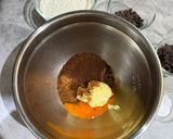 Foto langkah ke 2 dari resep Coffee Melted Chocolate Soft Cookies.