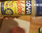 Foto del paso 3 de la receta: Cheese burger de Cebolla Roja Caramelizada con Soja y Miel