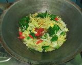 Foto langkah ke 3 dari resep Indomie goreng nyemek.
