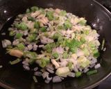 Foto del paso 2 de la receta: Chupe de pollo venezolano