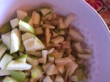 Salsa de coliflor con arroz y pimentones salteados