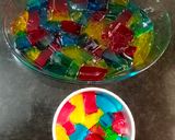 A picture of step 4 of Broken Glass Jelly Pudding.