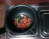 A picture of step 1 of Broccoli soup.