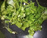 A picture of step 1 of Cheesy spinach omelette.