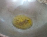 A picture of step 3 of Mushroom Yakhni.