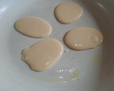 Foto del paso 5 de la receta: Panquequitos (mini panqueques dulces)