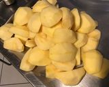 Une image de l'étape 2 de Confit de pommes au brandy, vanille et cannelle.