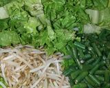 Foto langkah ke 1 dari resep Pecal sayur ala mom gebi.