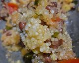 साबूदाने का पोहा(sabudane ka poha recipe in hindi) रेसिपी चरण 2 फोटो