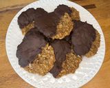 Foto del paso 9 de la receta: Dos postres en una sola receta: Tarta y galletas; sin gluten, sin lactosa y sin azúcar