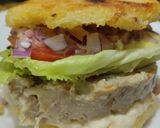 Foto del paso 13 de la receta: Arepa rellena de fiambre de pollo casero🫓🥙🥯