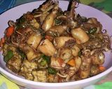 Foto langkah ke 3 dari resep Tumis cumi asin&tempe kecap pedas.