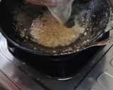 Foto langkah ke 2 dari resep Tumis Mie Kuning Basah.