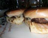 Foto del paso 3 de la receta: Hamburguesa con cebolla con panela