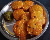 A picture of step 3 of Sabudana Vada.