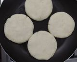 Foto del paso 2 de la receta: Arepa rellena🫓
