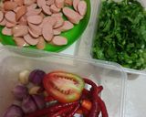 Foto langkah ke 1 dari resep Tumis Makaroni Sosis.
