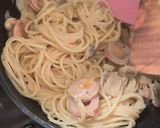 Foto langkah ke 3 dari resep Carbonara Mushrooms Spaghetti.