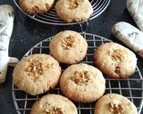 A picture of step 9 of Walnut And Cranberries Cookies Without Oven.