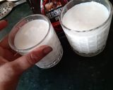 A picture of step 1 of Chocolate smoothie.