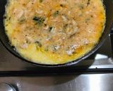 Foto del paso 4 de la receta: Tortilla con camarones y cilantro