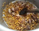 A picture of step 2 of Chana daal gosht.