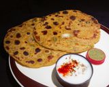 A picture of step 7 of Potato mixed Paratha.