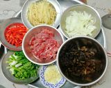 รูปขั้นตอนการทำที่ 1 ของ หมูผัดขิงอร่อยมาก