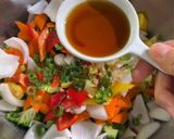 A picture of step 4 of Chinese-Style Broccoli Salad(凉拌西兰花).
