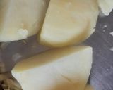A picture of step 1 of Lauki ki tikki.