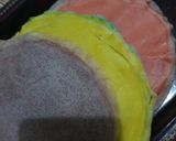 Foto langkah ke 6 dari resep Unicorn MilleCrepes / Unicorn Crepes Cake.