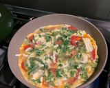 Foto del paso 5 de la receta: Tortilla de tomate frito