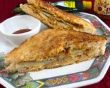 A picture of step 7 of Mayo-Schezwan-Potato Toasted Sandwich.