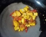 Foto langkah ke 3 dari resep Oseng Tahu Kucai.