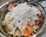 Foto langkah ke 3 dari resep Fu Yung Hai Udang Telur Cocok buat Pemula Pakai Saus Instan.