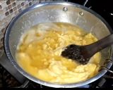 A picture of step 6 of Chane ki daal ka halwa.