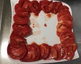 Une image de l'étape 5 de Salade aux deux tomates, concombre et feta sauce melfor.