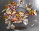 Foto langkah ke 2 dari resep Tumis Sawi Putih.