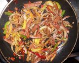 A picture of step 3 of Stir Fry Noodles.