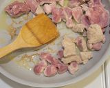 A picture of step 1 of Creamy pork chops.