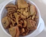 खस्ता मेथी मठरी रेसिपी चरण 1 फोटो